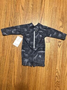 Current Tyed NWT Baby Rash Guard Swimsuit Size 3 Months